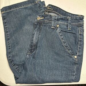 B1/1 Kekit denim crop blue jeans size 8